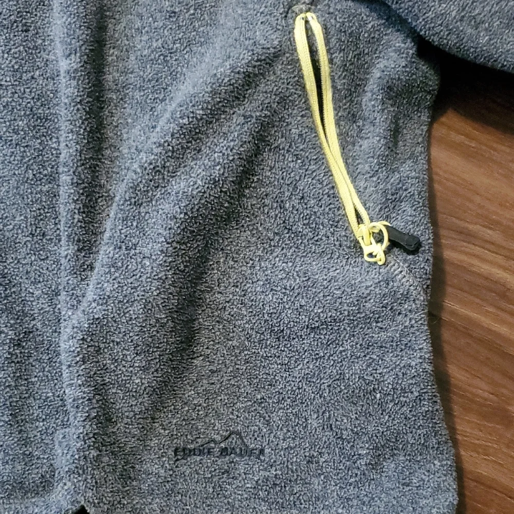 Eddie Bauer Gray and Yellow Women's Quarter Zip Sweater - Picture 4 of 9